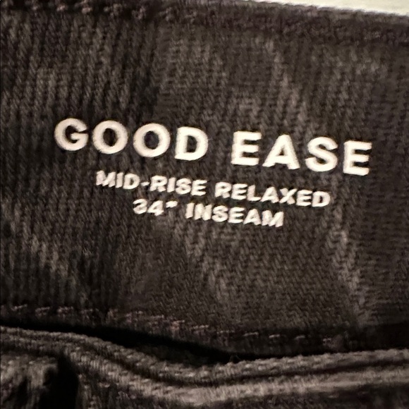Good American Good Ease Relaxed Fit Jeans (Black, not Blue -pic only) - Picture 9 of 9